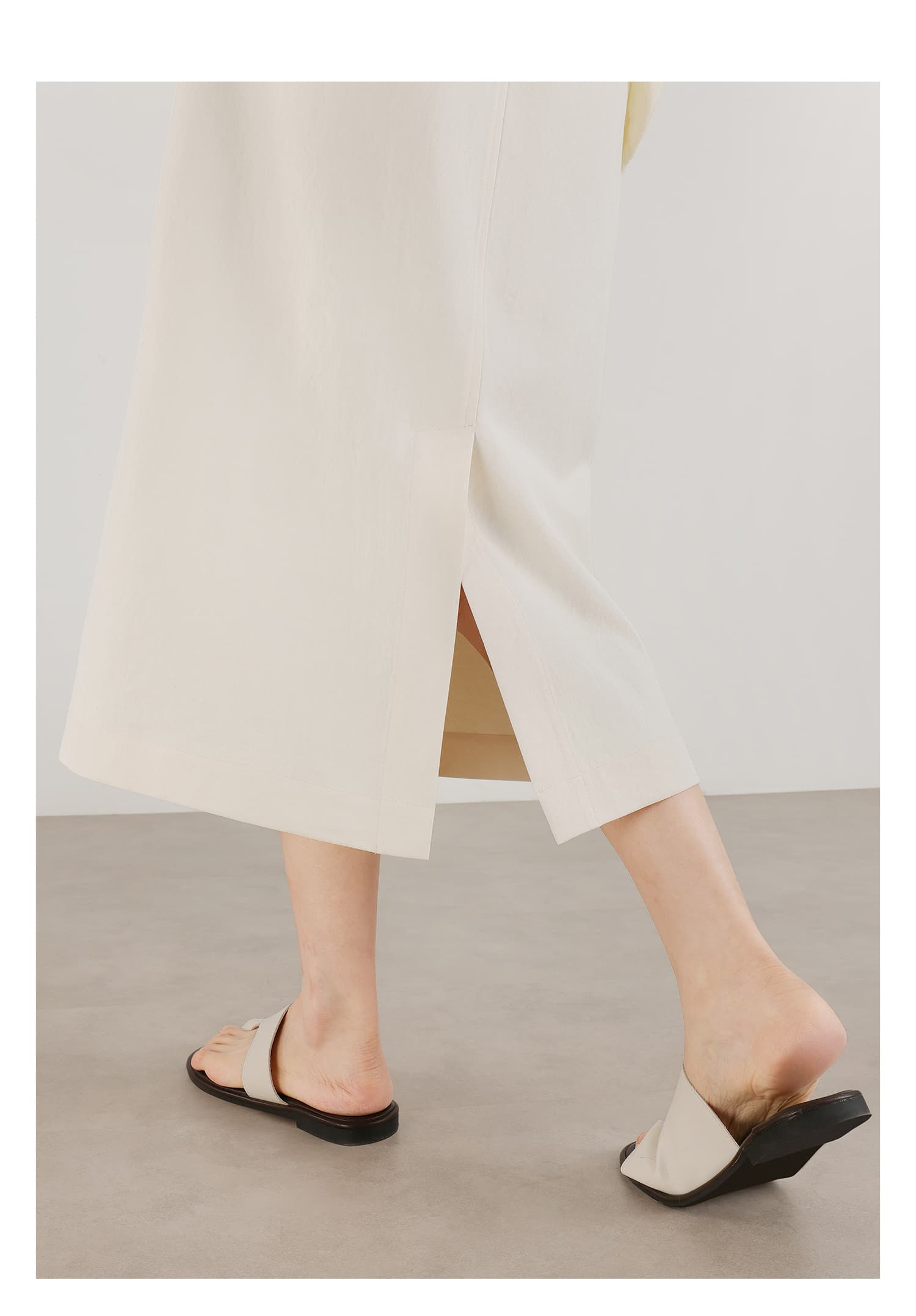 白スカート 前開きスリット入りロングタイトスカート