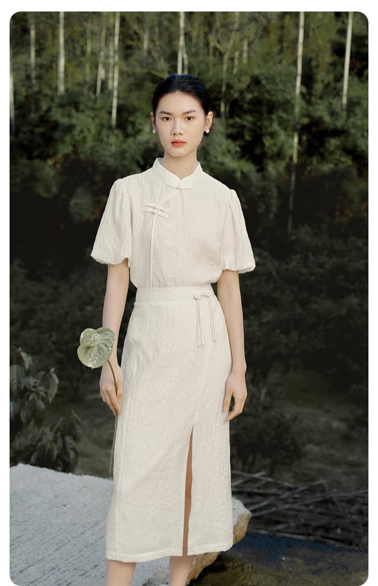 白スカート 東洋風デザイン スリット入りタイトスカート