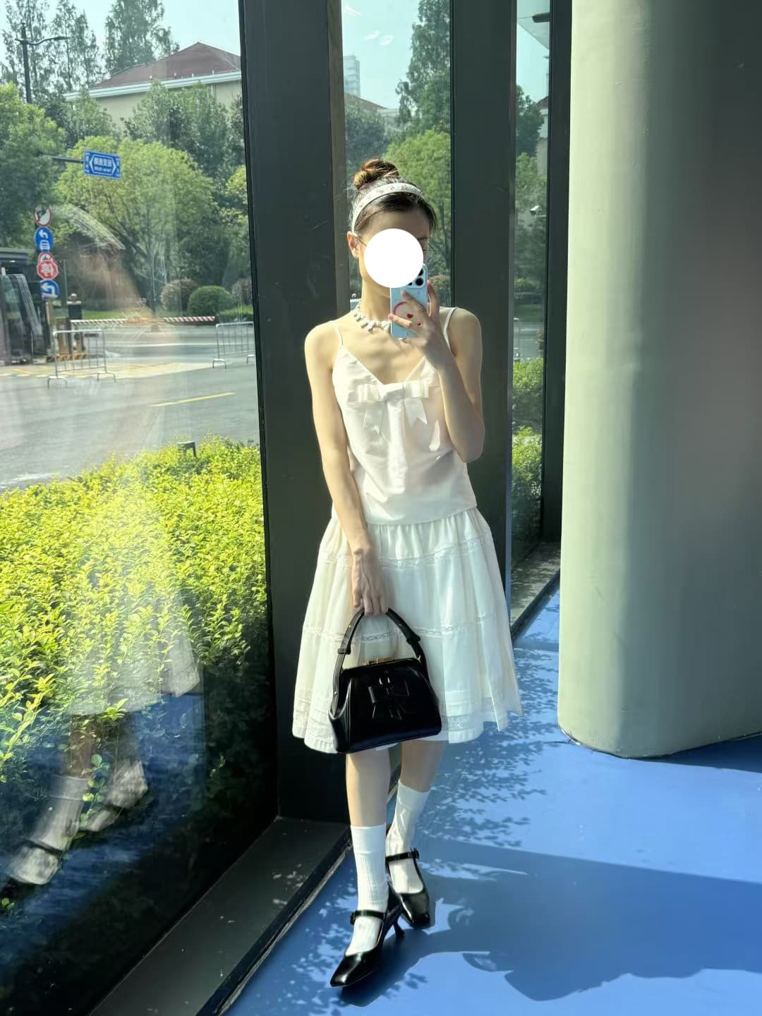 白スカート 上品レース飾り プリーツスカート