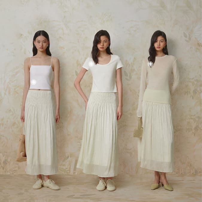 白スカート なめらかシルエット プリーツロングスカート