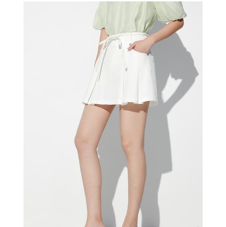白スカート 優美なプリーツミニスカート
