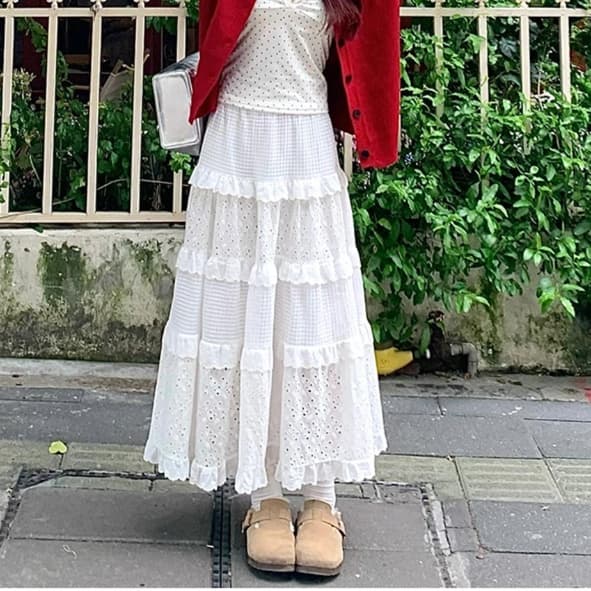 白スカート ふんわりティアードロングスカート