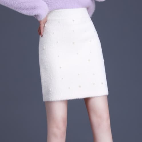 白スカート タイトパール付きふんわりニットスカート
