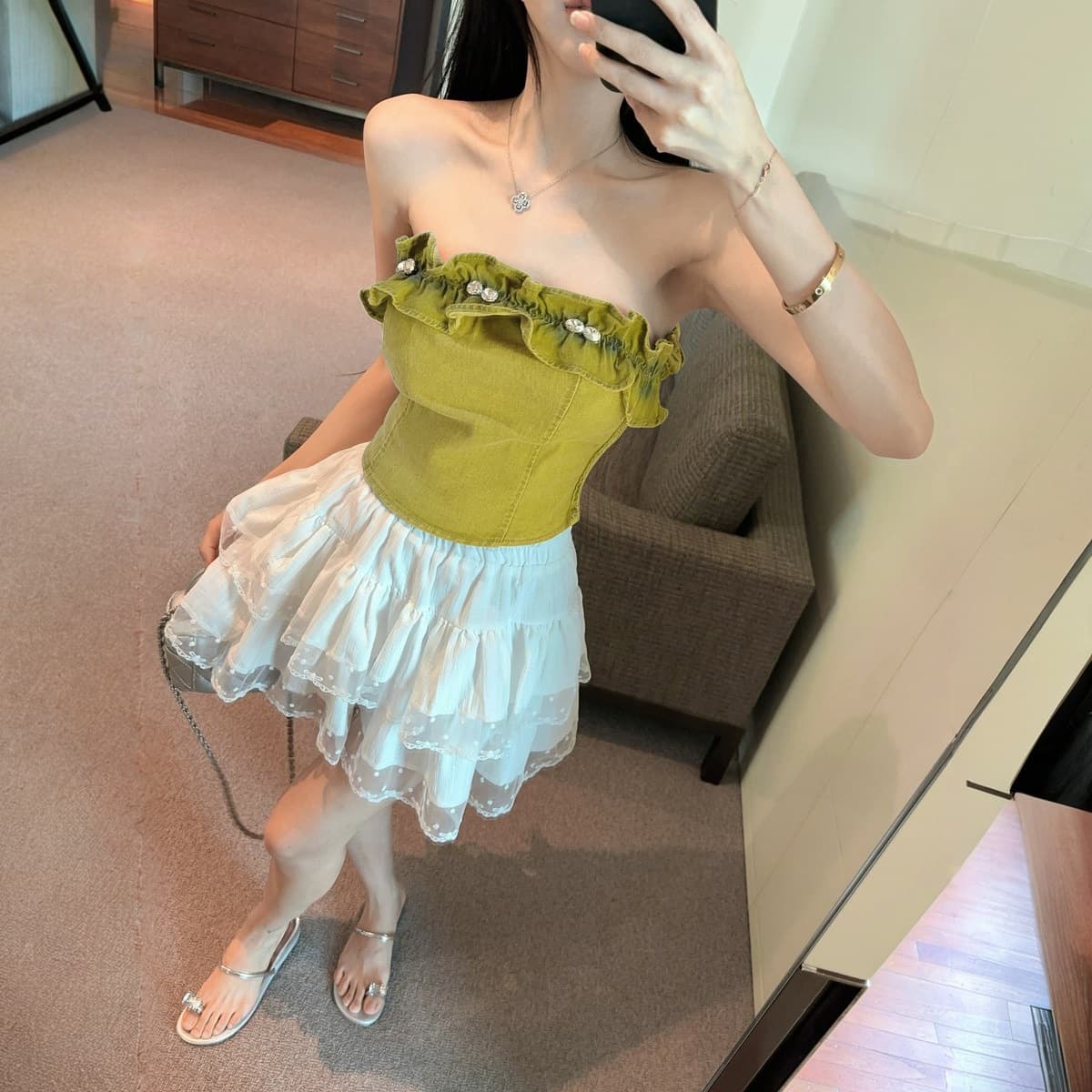 白スカート フリル重ね レースミニスカート