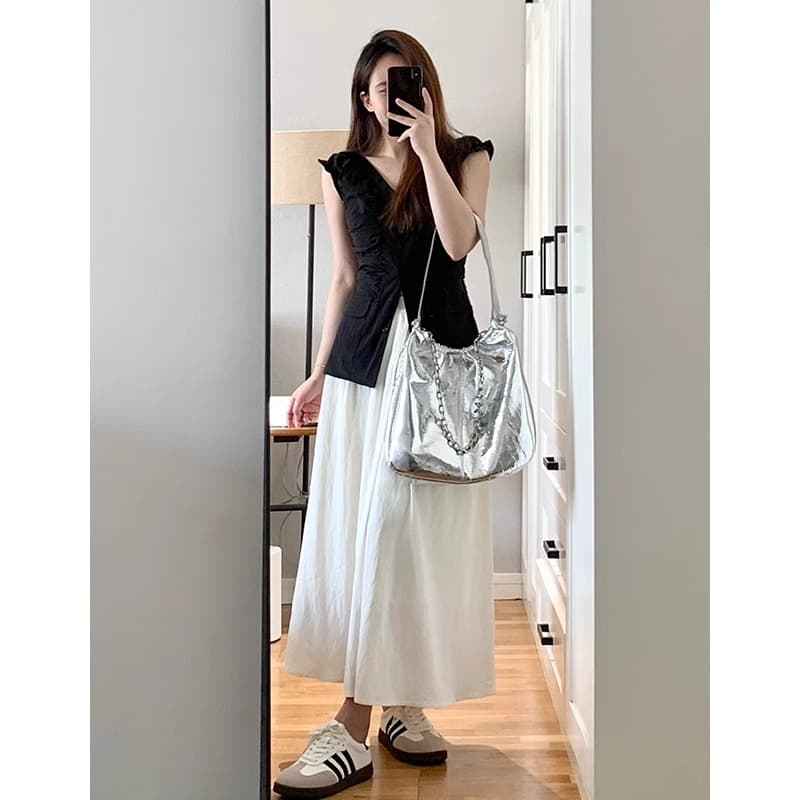 白スカート なめらかプリーツ フレアロングスカート