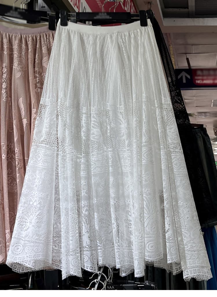 白スカート 蝶々刺繍レース重ねフレアロングスカート