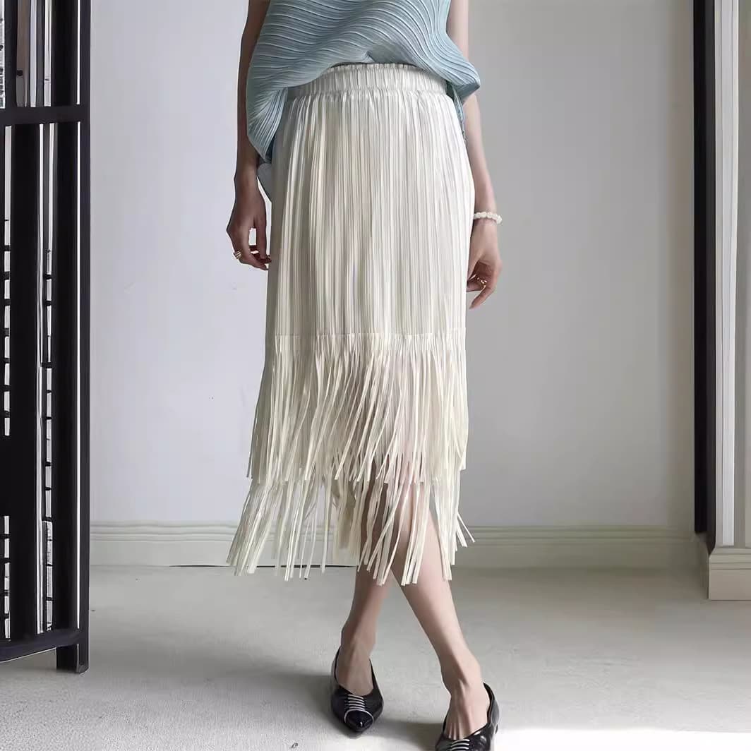 白スカート 流れるフリンジプリーツスカート