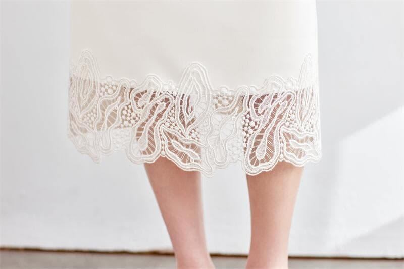 白スカート 裾レース付きペンシルスカート