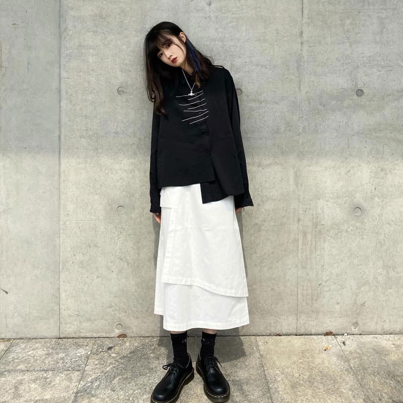 白スカート ドレープポケットフレアスカート