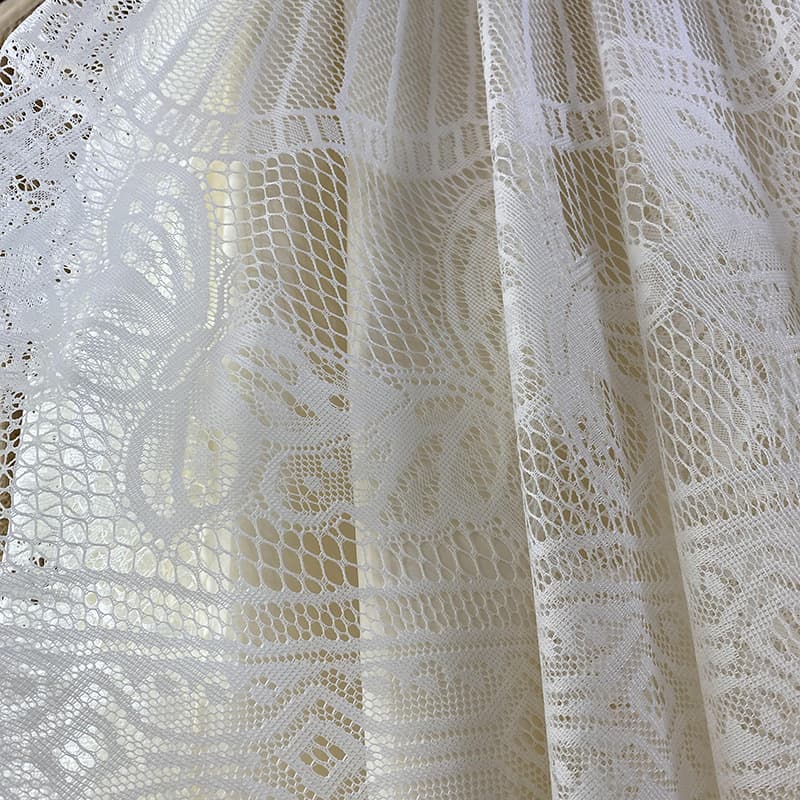 白スカート 蝶々刺繍レース重ねフレアロングスカート