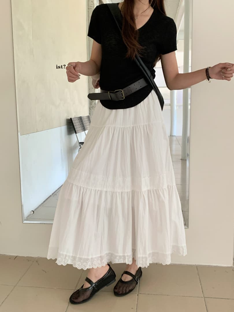 白スカート  ティアード切替えマキシ丈プリーツスカート