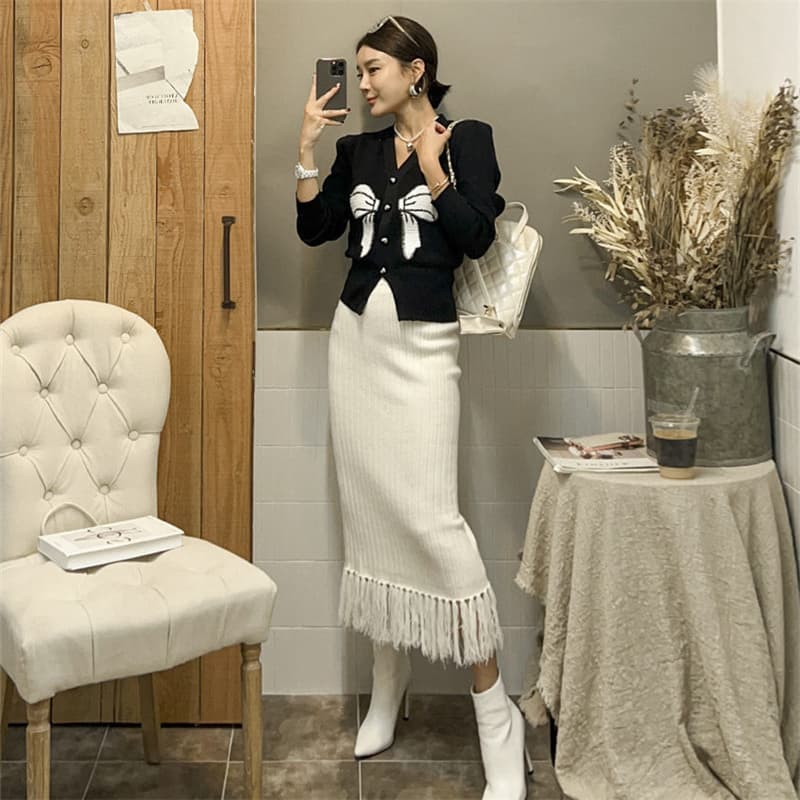 白スカート 秋冬新作 プリーツニット タッセル付き レディーススカート