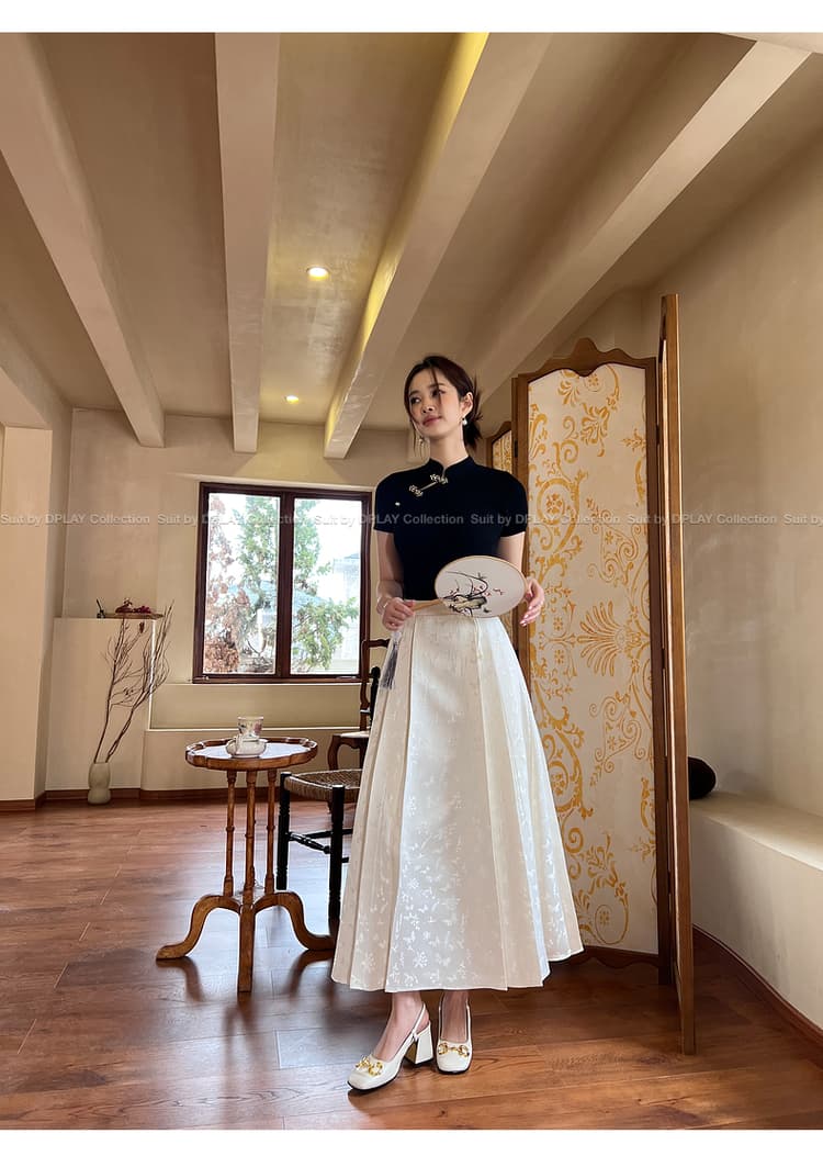 白スカート 優美な花柄ジャガードロングプリーツスカート