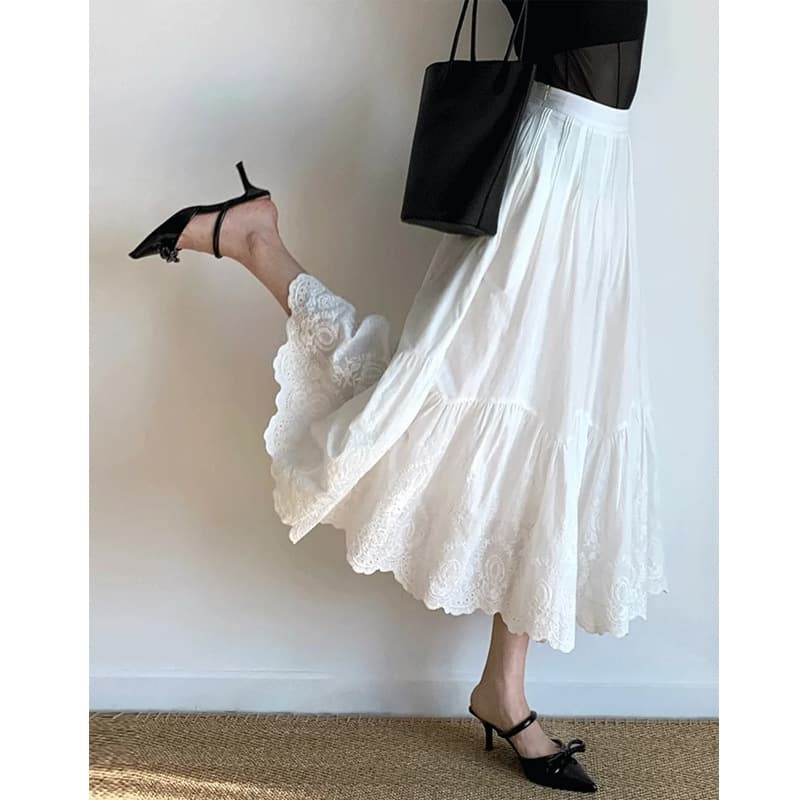白スカート  繊細レース裾切替ティアードスカート