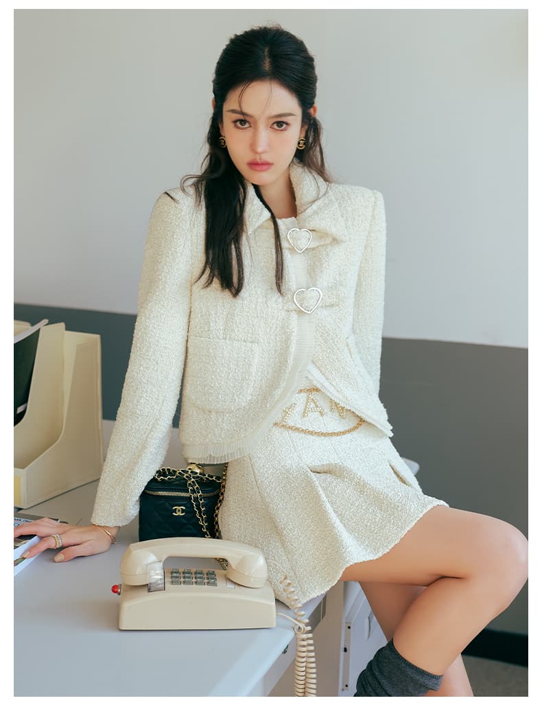 白スカート 上品プリーツスカート