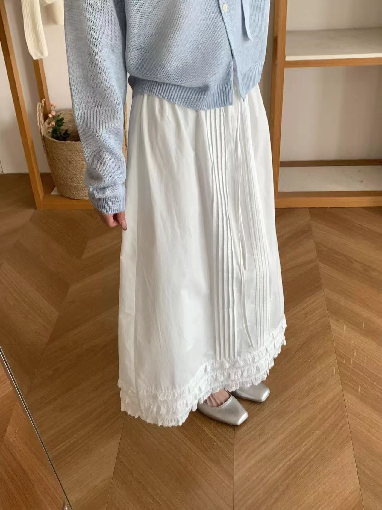 白スカート ふんわり裾フリルプリーツロングスカート