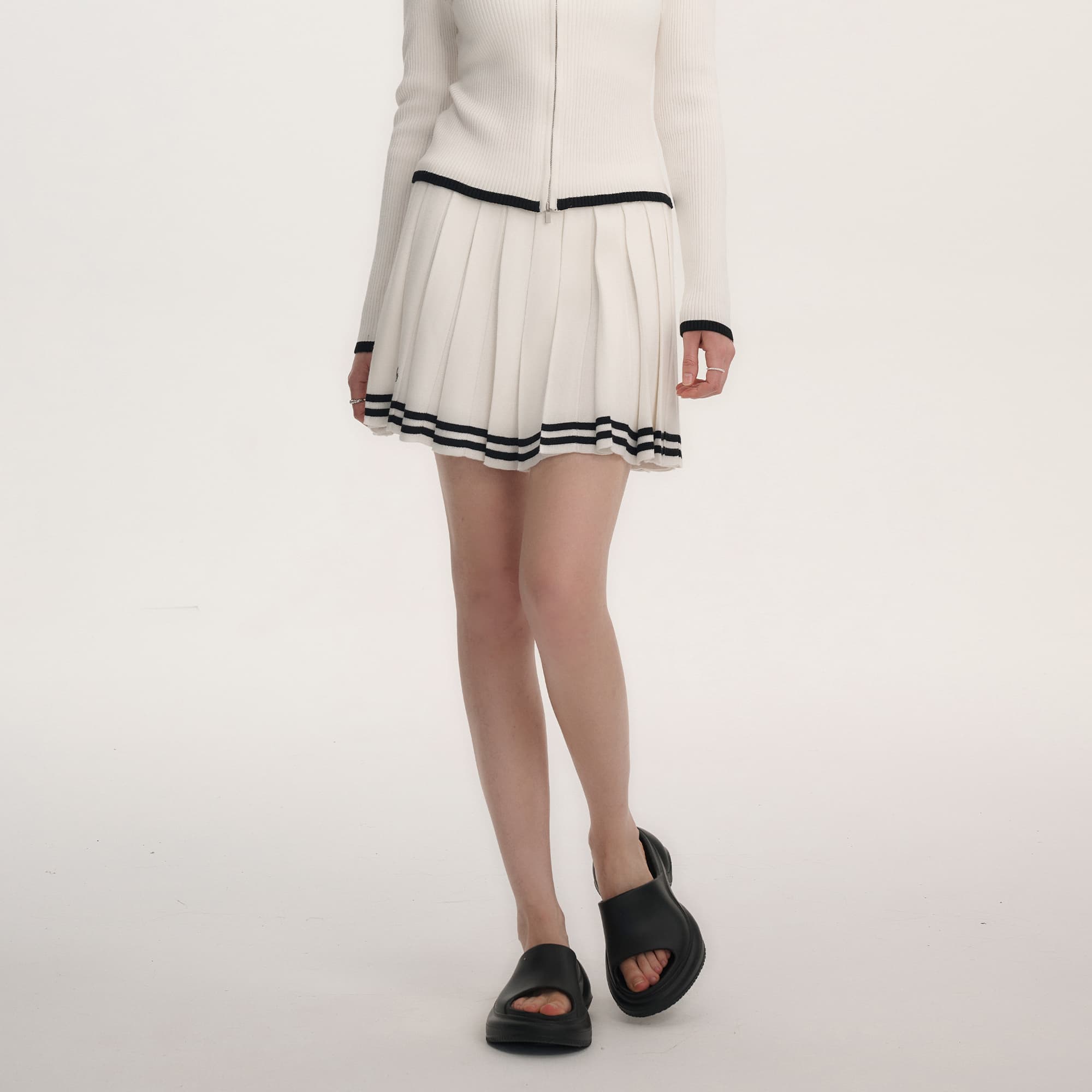 白スカート プリーツミニスカート