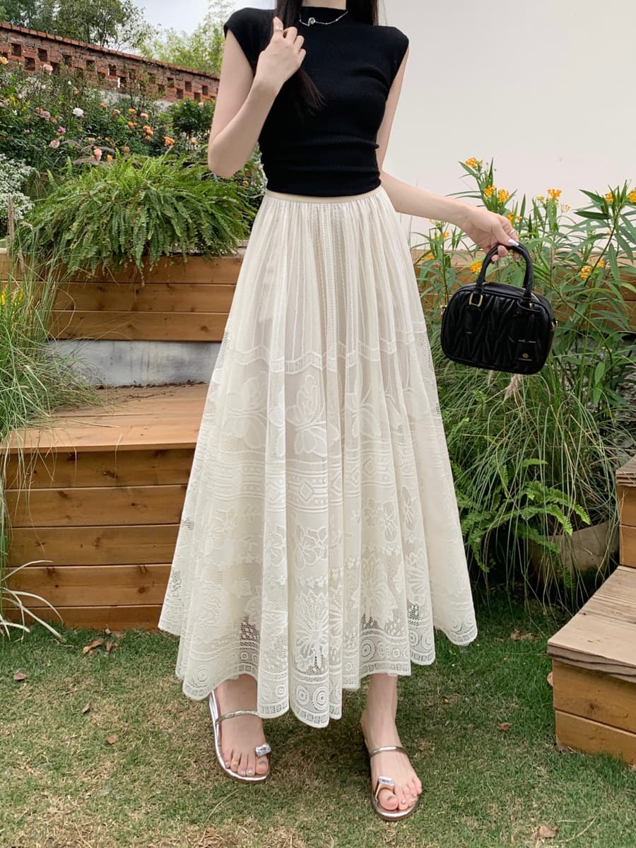 白スカート 蝶々刺繍レース重ねフレアロングスカート
