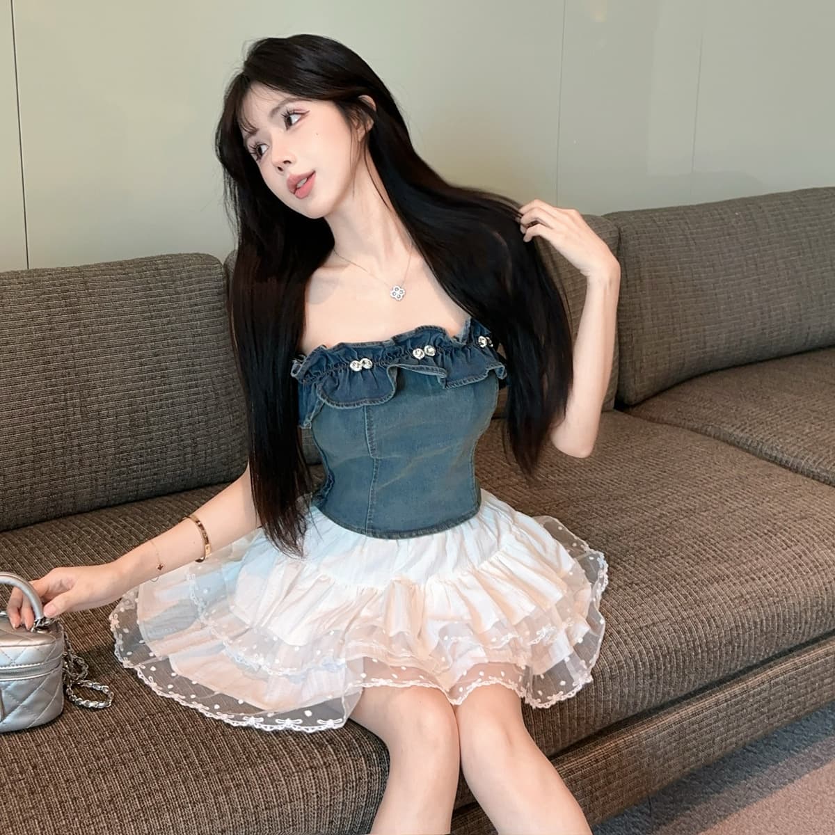 白スカート フリル重ね レースミニスカート