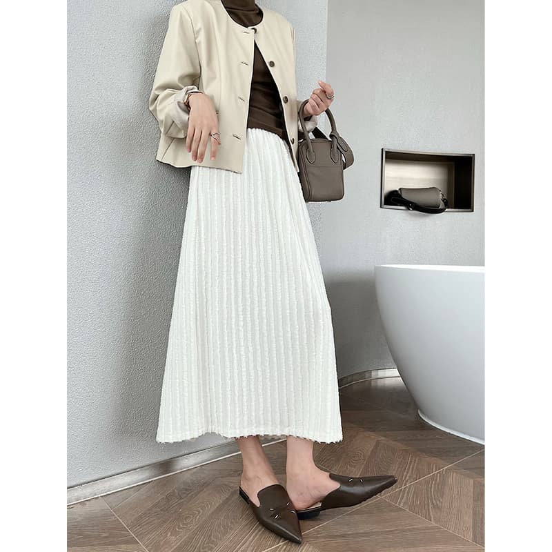 白スカート プリーツ加工タイト美ラインスカート