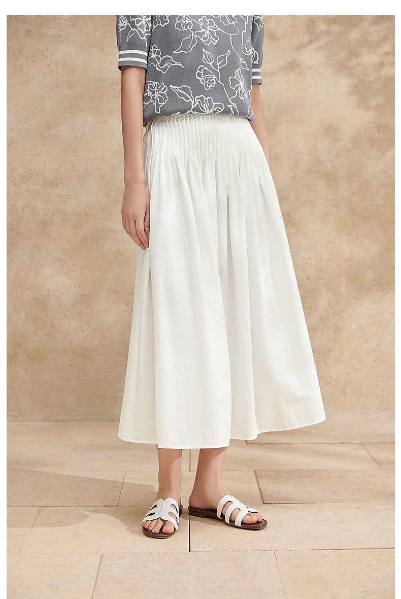 白スカート プリーツ入りミモレ丈フレアスカート