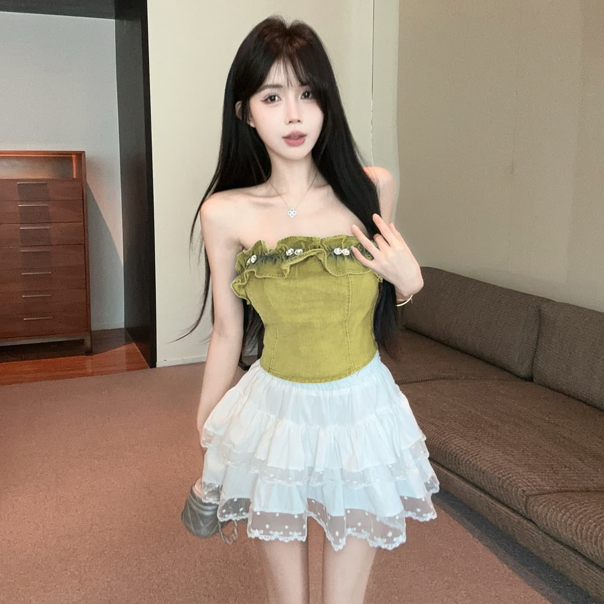 白スカート フリル重ね レースミニスカート