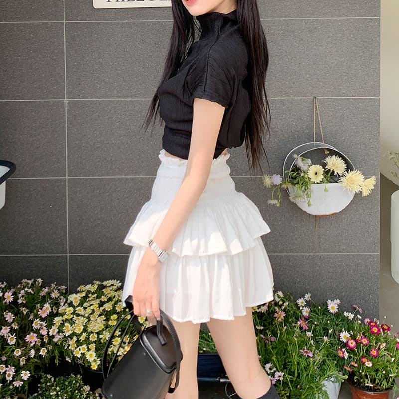 白スカート シャーリングティアードミニスカート