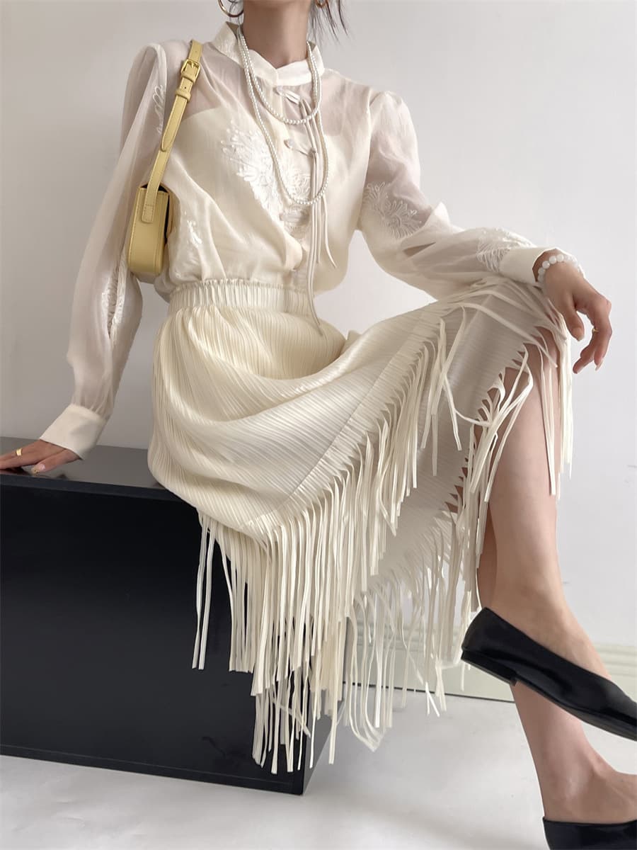 白スカート 流れるフリンジプリーツスカート