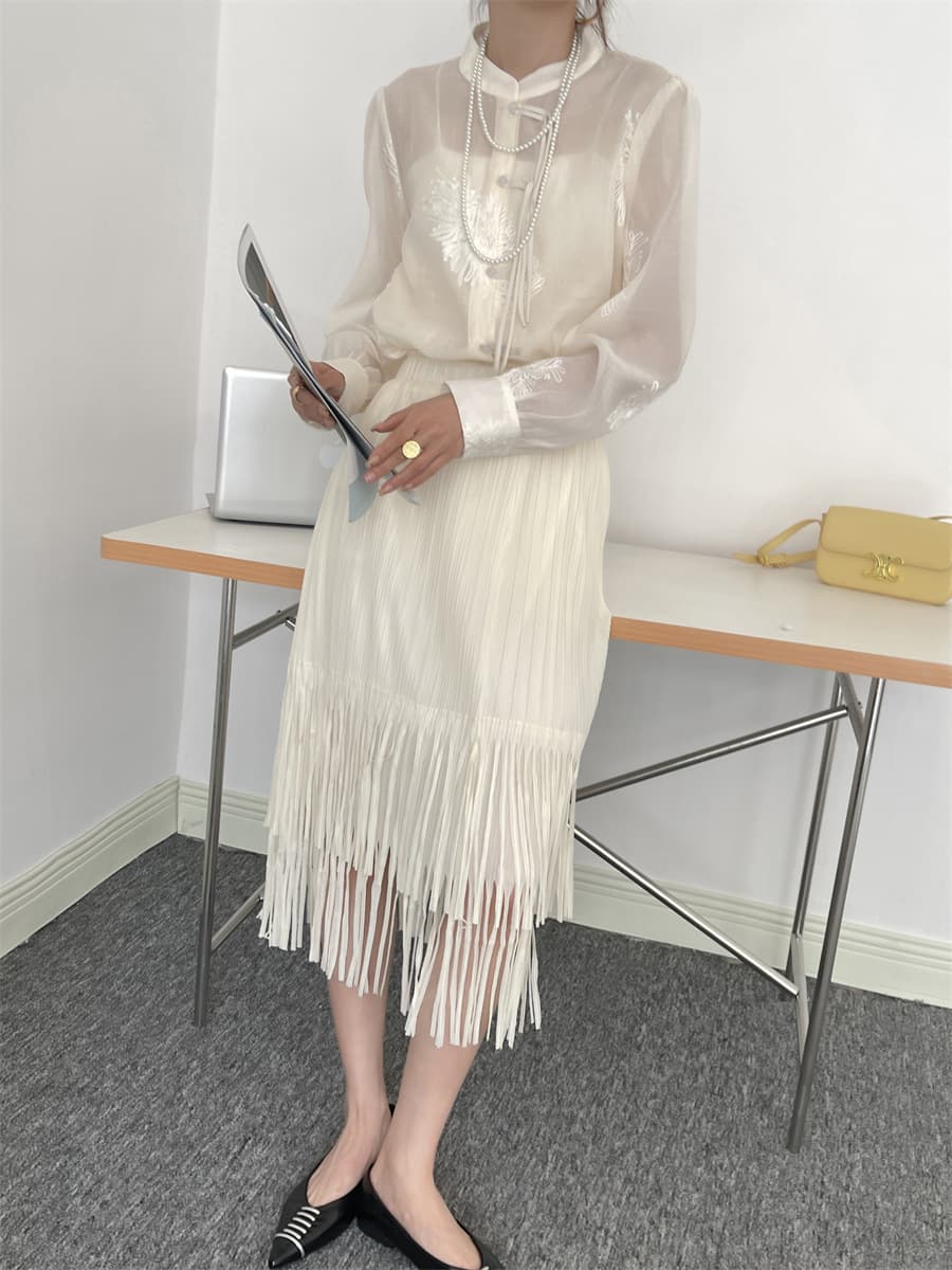 白スカート 流れるフリンジプリーツスカート