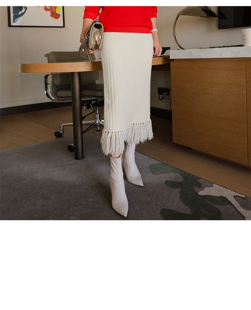 白スカート 秋冬新作 プリーツニット タッセル付き レディーススカート