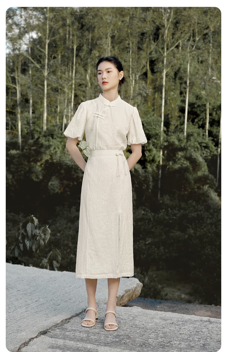 白スカート 東洋風デザイン スリット入りタイトスカート