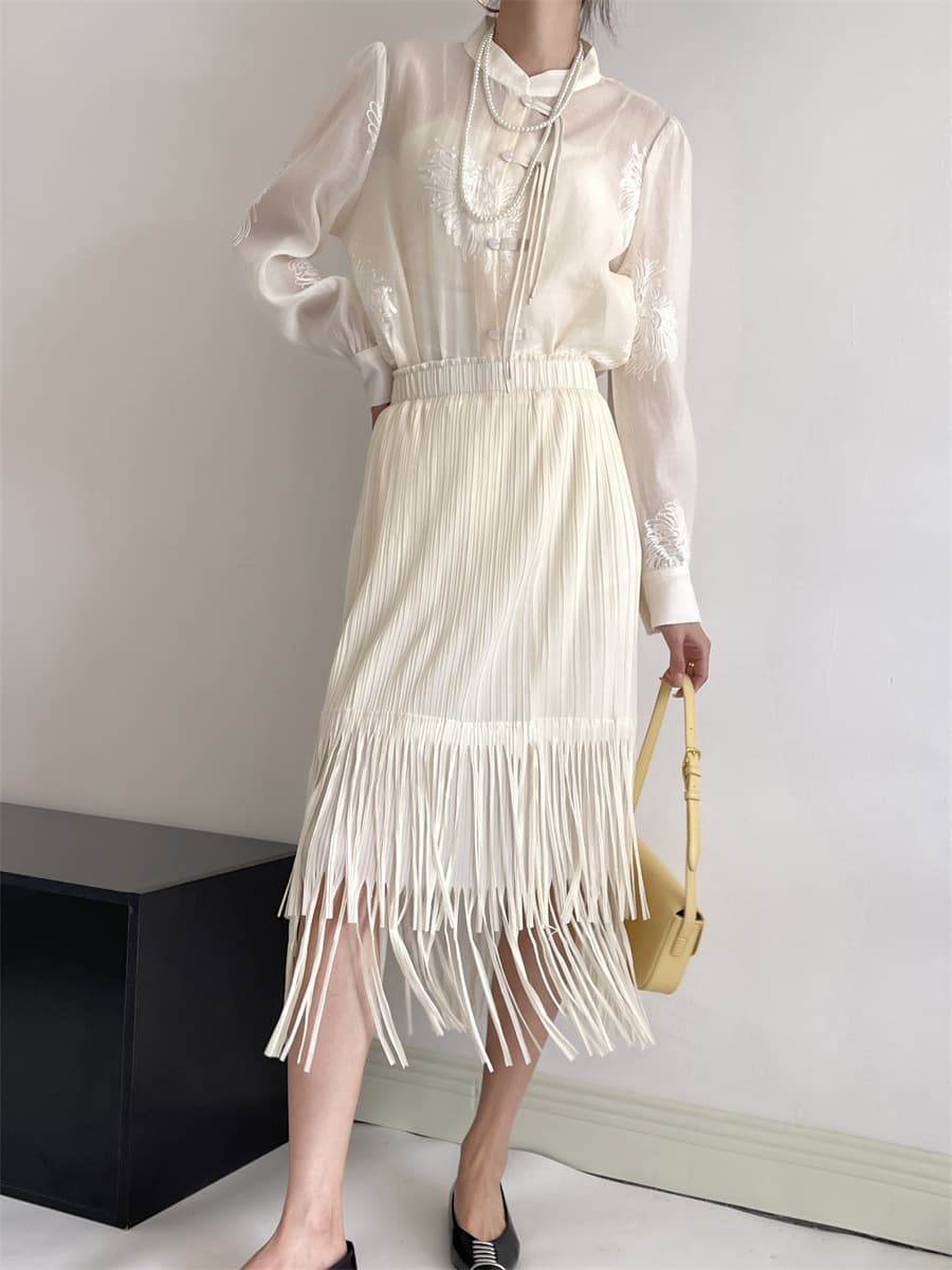 白スカート 流れるフリンジプリーツスカート