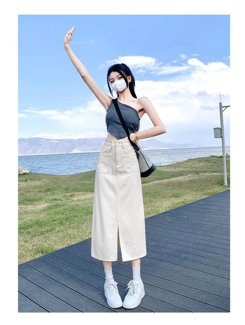 白スカート 夏向け涼やかスリット入り台形スカート