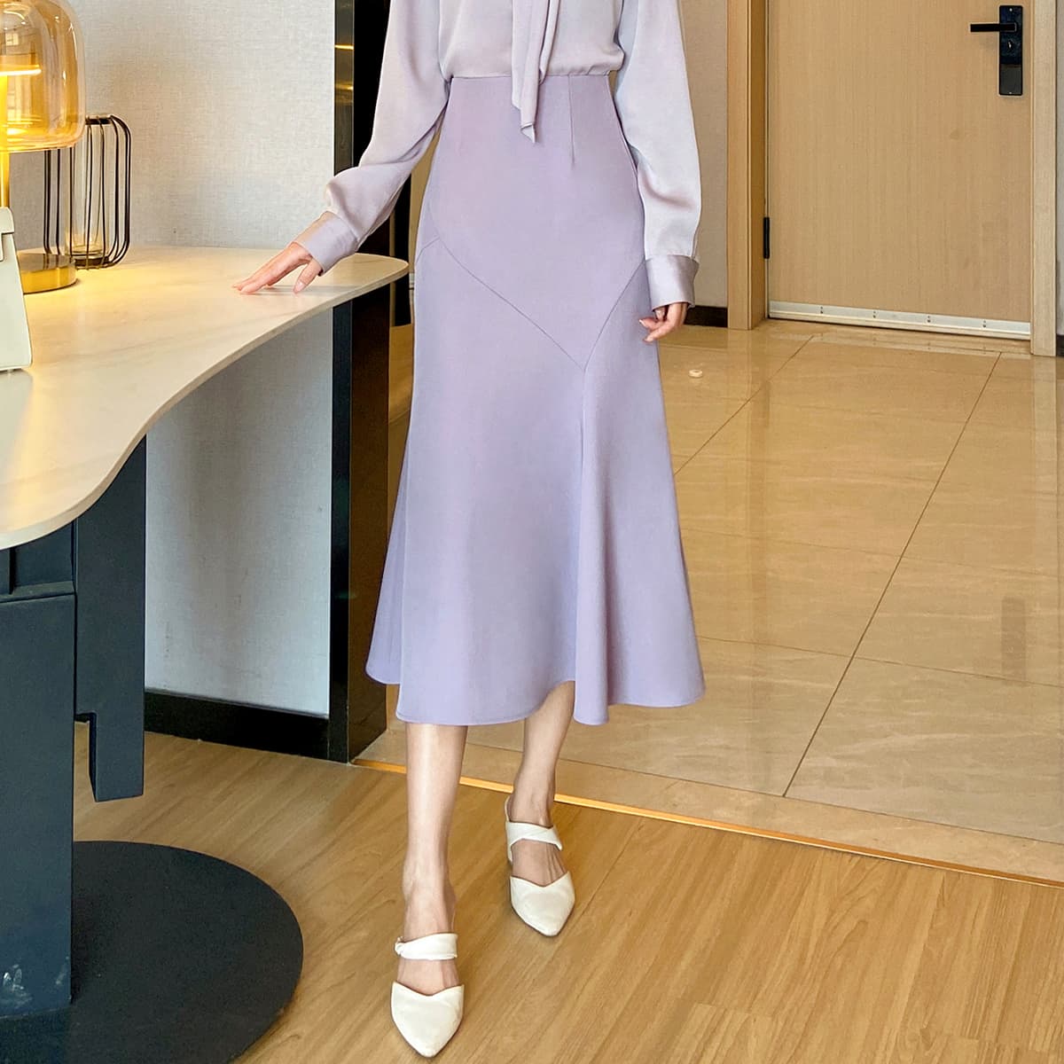 白スカート マーメイド 優美なパネルデザイン