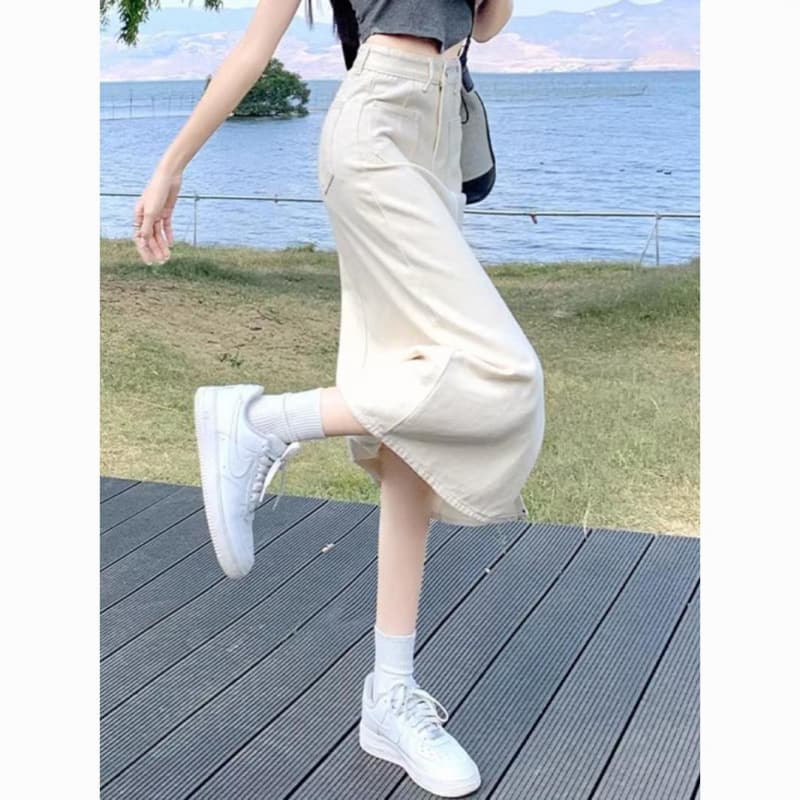 白スカート 夏向け涼やかスリット入り台形スカート