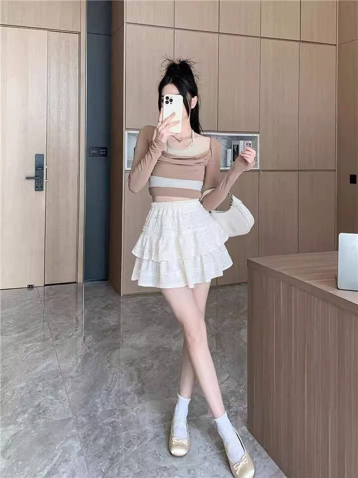白スカート ふんわり層重ねミニスカート