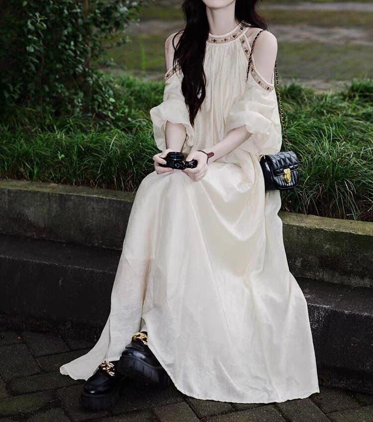 白スカート 優美なるふんわり長丈ワンピース