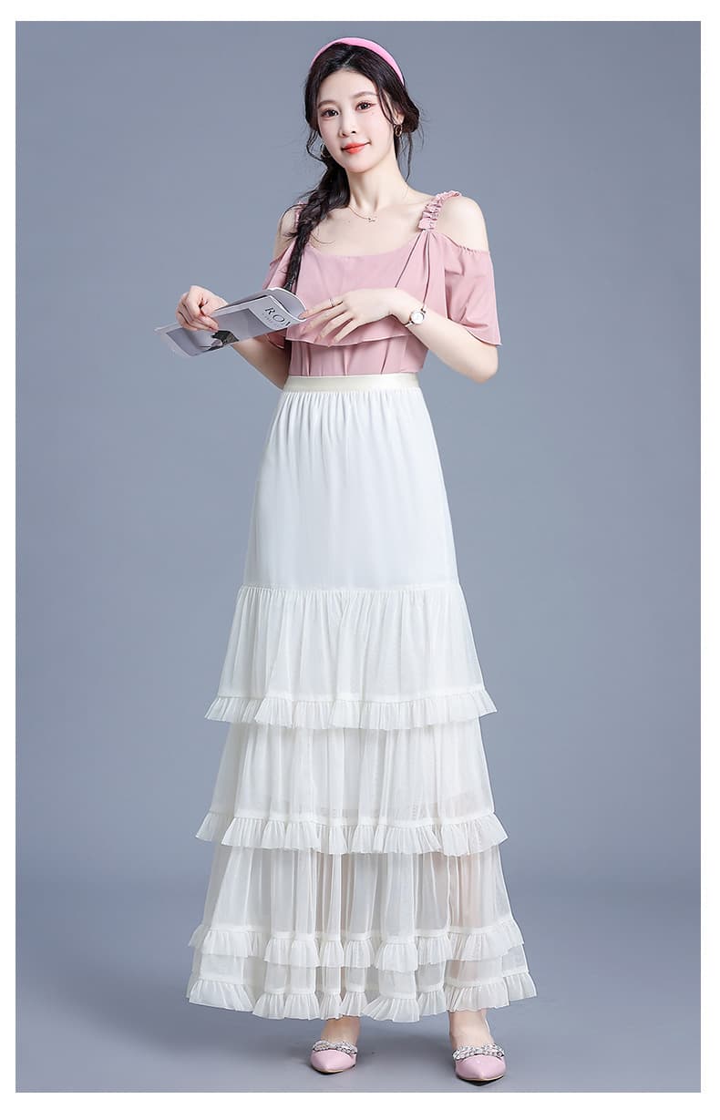 白スカート 華やかな重ね段フリルロングスカート