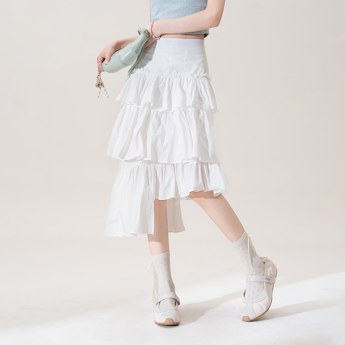 白スカート 三段フリル非対称プリーツスカート